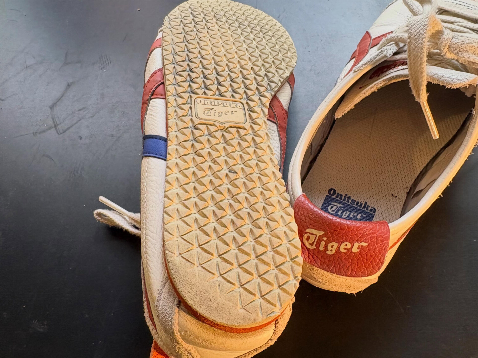 オニツカタイガーの銘品、MEXICO 66