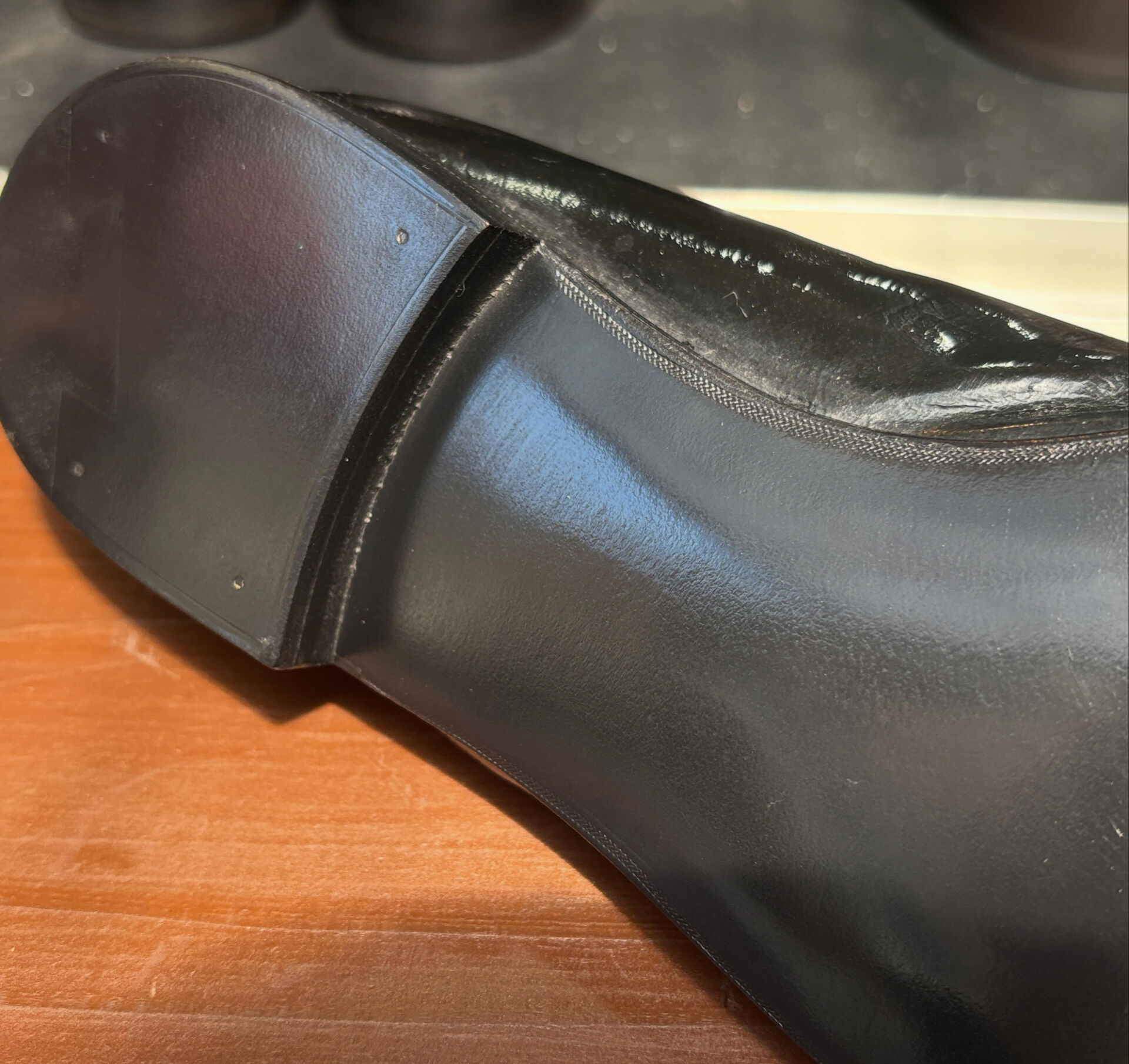 【レザーオールソール】Church's patent pumps【マッケイ製法】