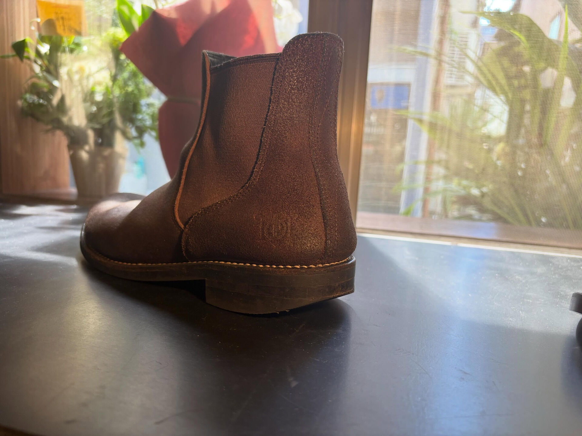 Suede Chelsea boots sole repla