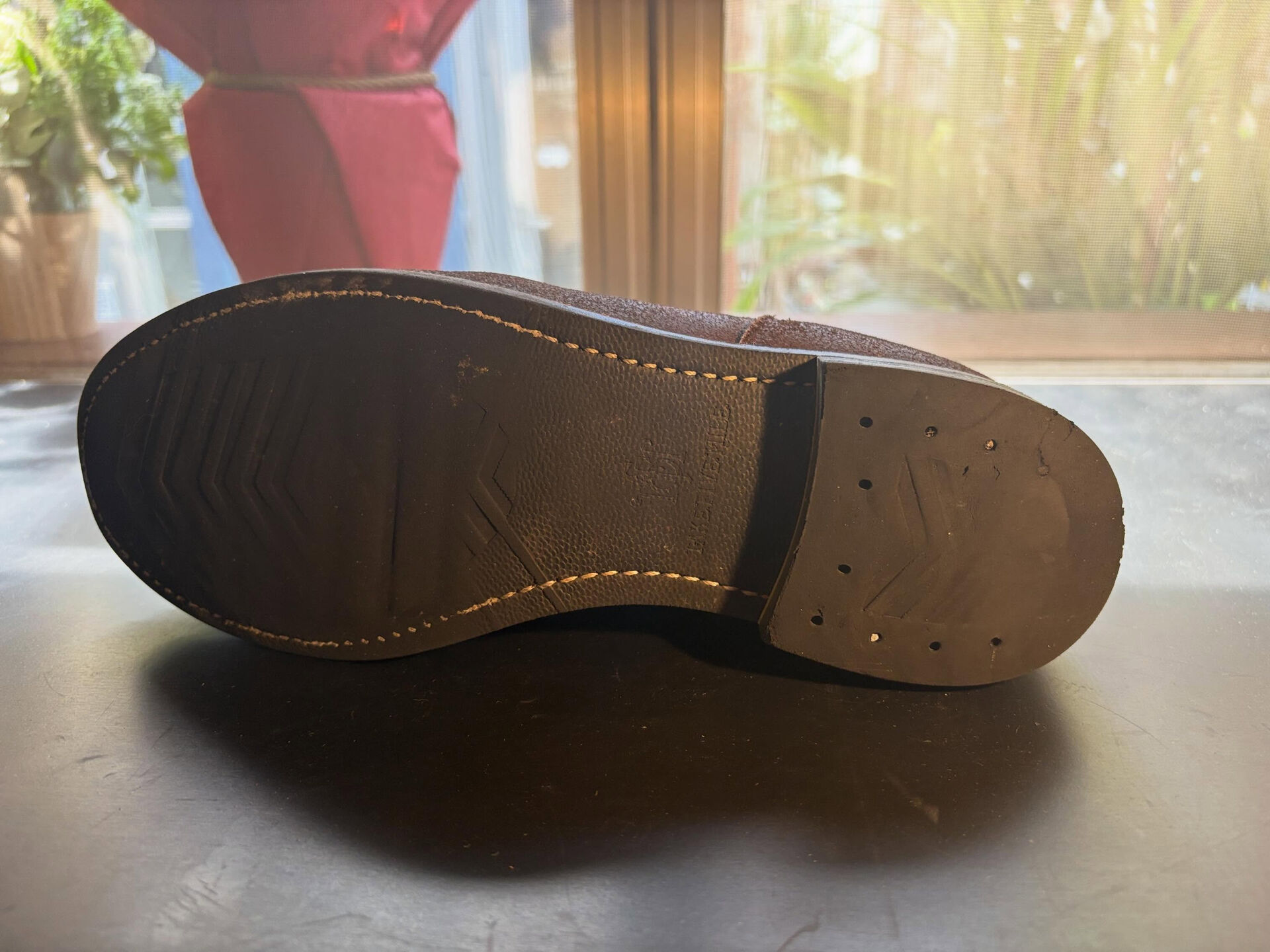 Suede Chelsea boots sole repla