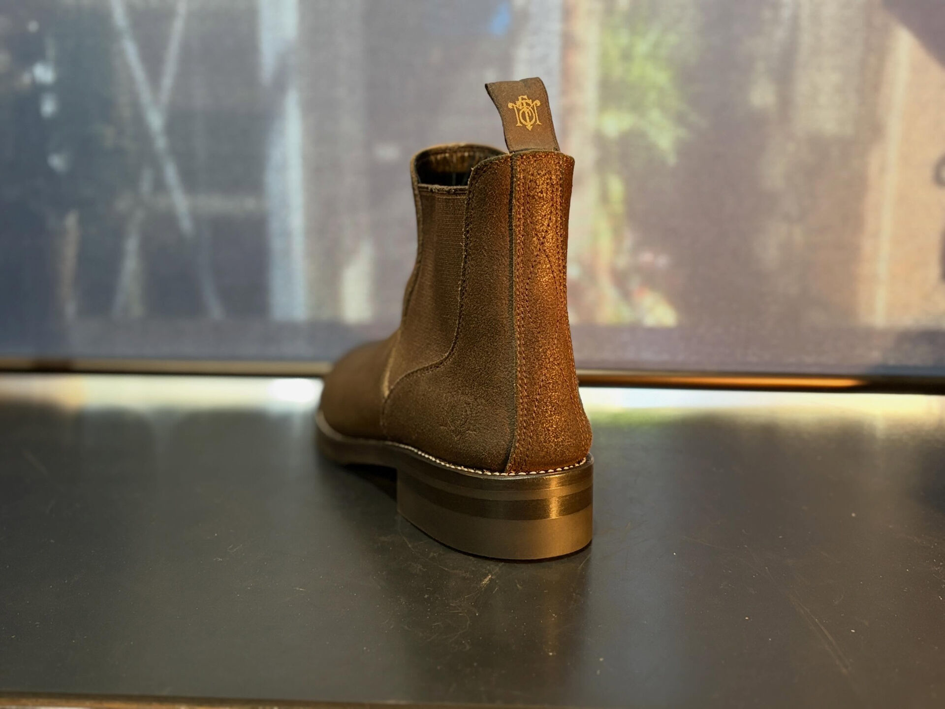 Suede Chelsea boots sole repla