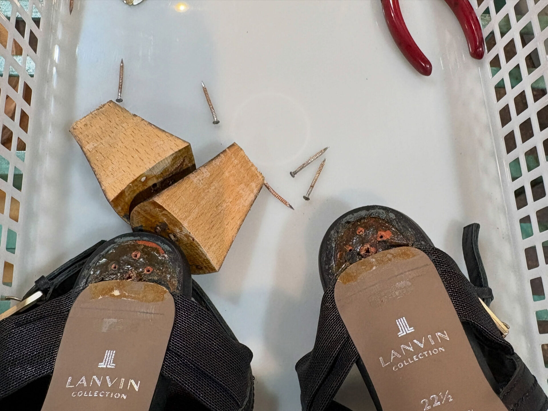 LANVIN Collection Heel Repair