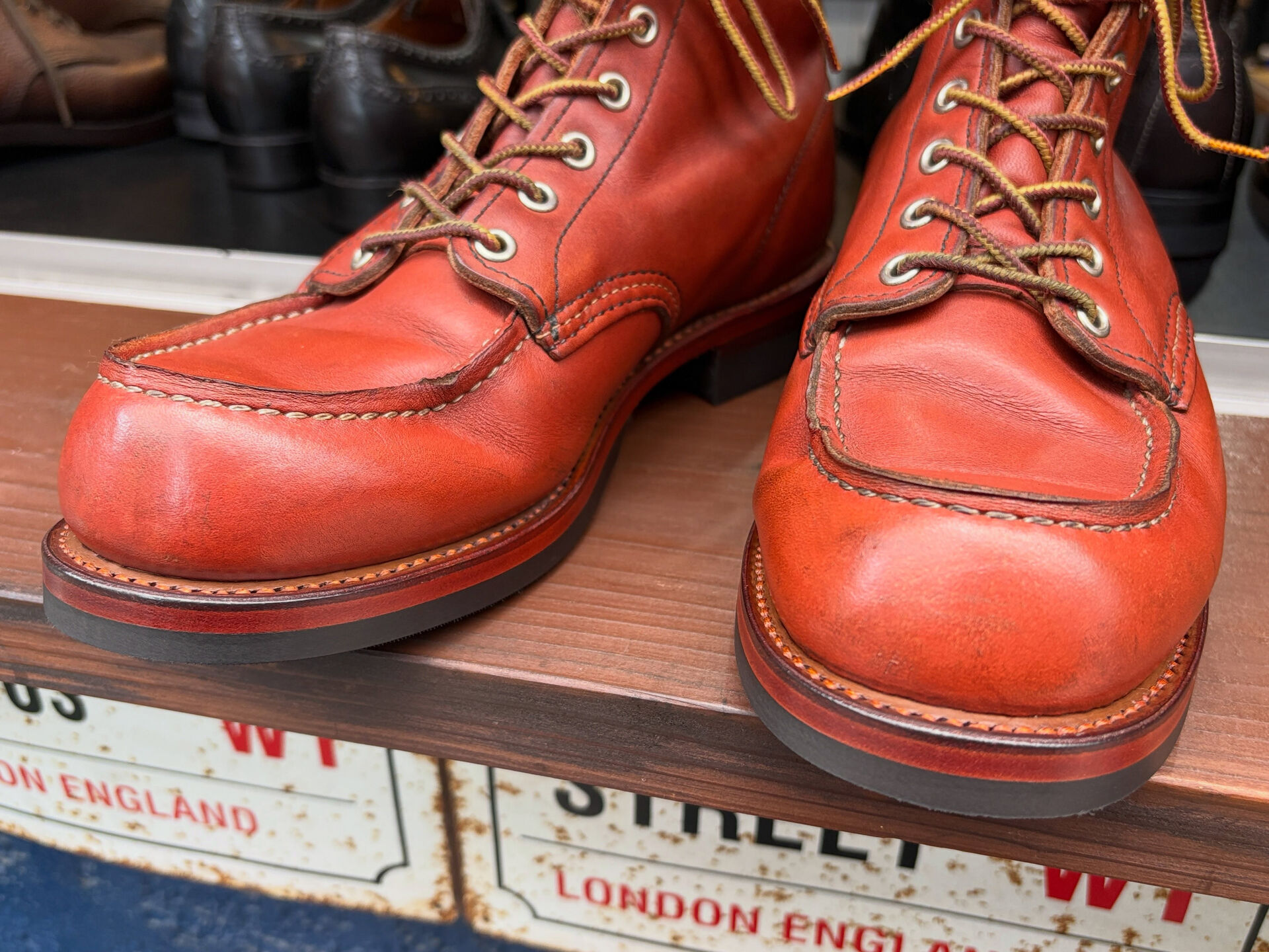 Red Wing 8875 × Vibram435 Sole